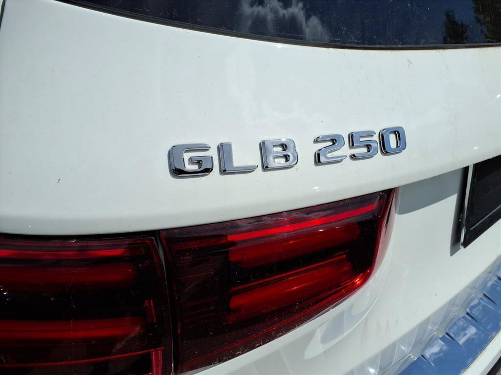 New 2026 Mercedes-Benz GLB 250 4MATIC image 31