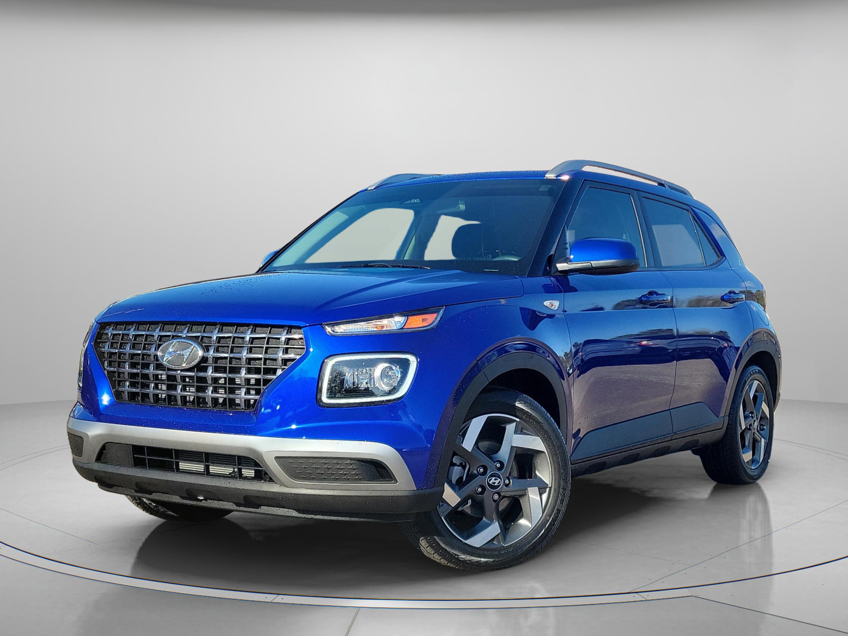 Certified 2024 Hyundai Venue Limited image 2