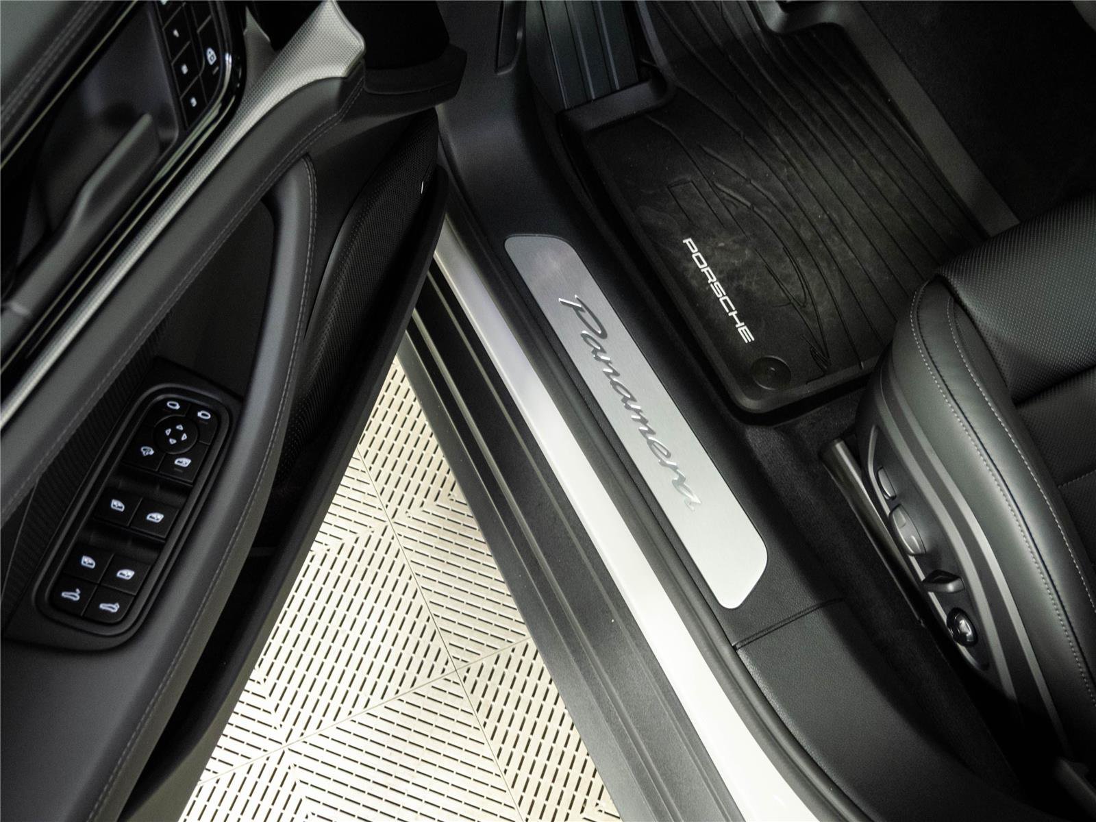 New 2026 Porsche Panamera image 8