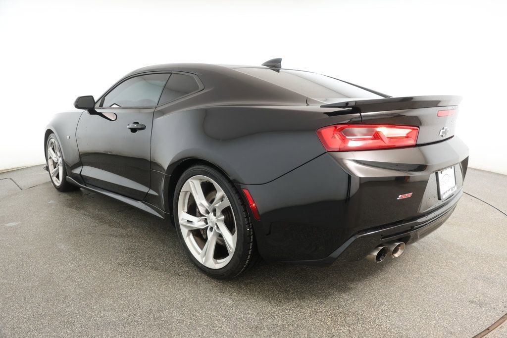 Used 2018 Chevrolet Camaro SS w/ LPO, Ground Effects Package image 6