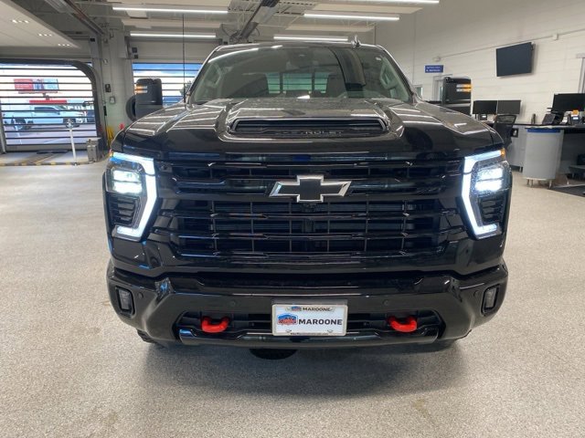 New 2026 Chevrolet Silverado 2500 LT w/ Trail Boss Package video 2