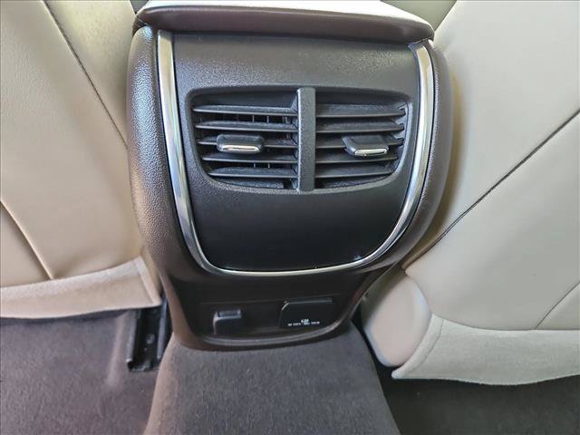 Used 2017 Buick LaCrosse Premium w/ Driver Confidence Package #2 FWD image 18