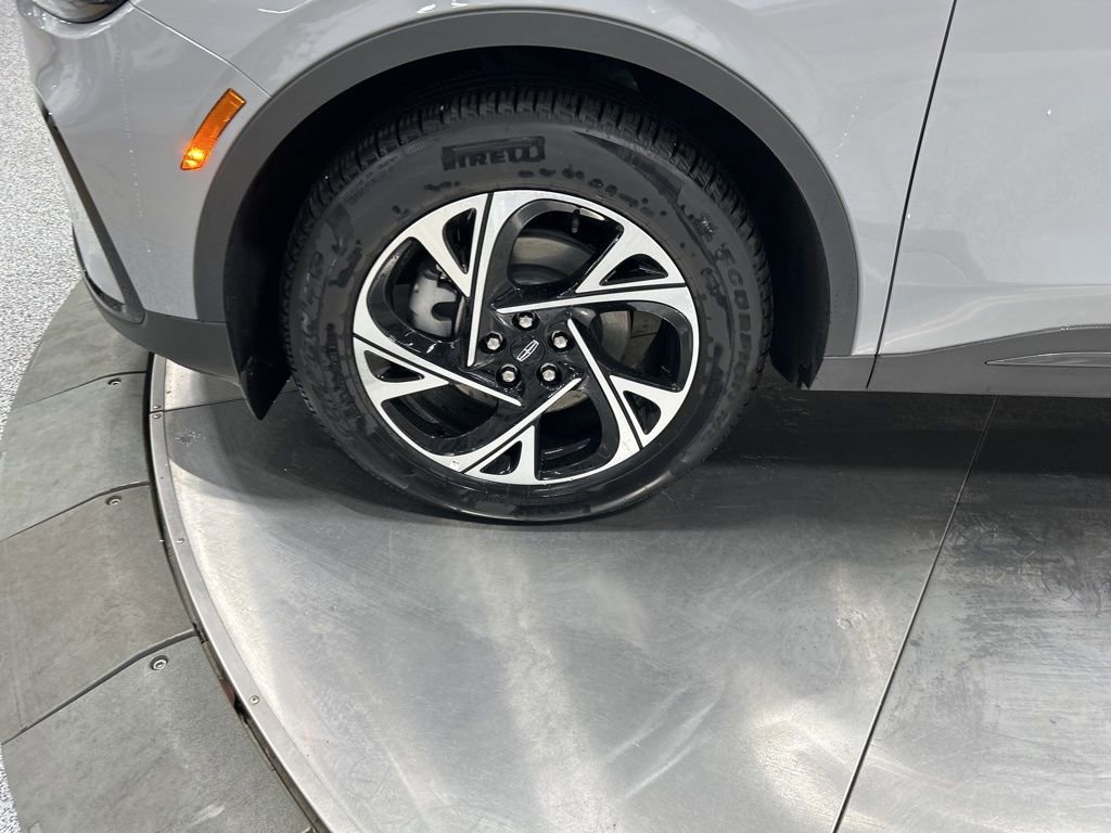 New 2026 Lincoln Nautilus Premier w/ Equipment Group 102A image 32