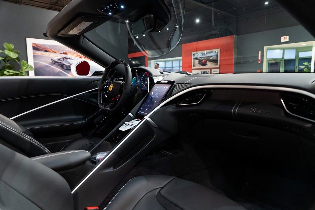 Used 2025 Ferrari Roma Spider image 40