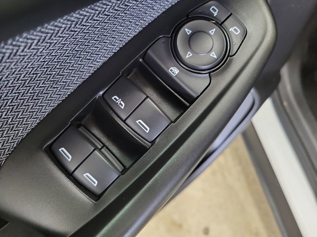 Used 2024 Chevrolet TrailBlazer LS w/ LS Confidence Package FWD image 20
