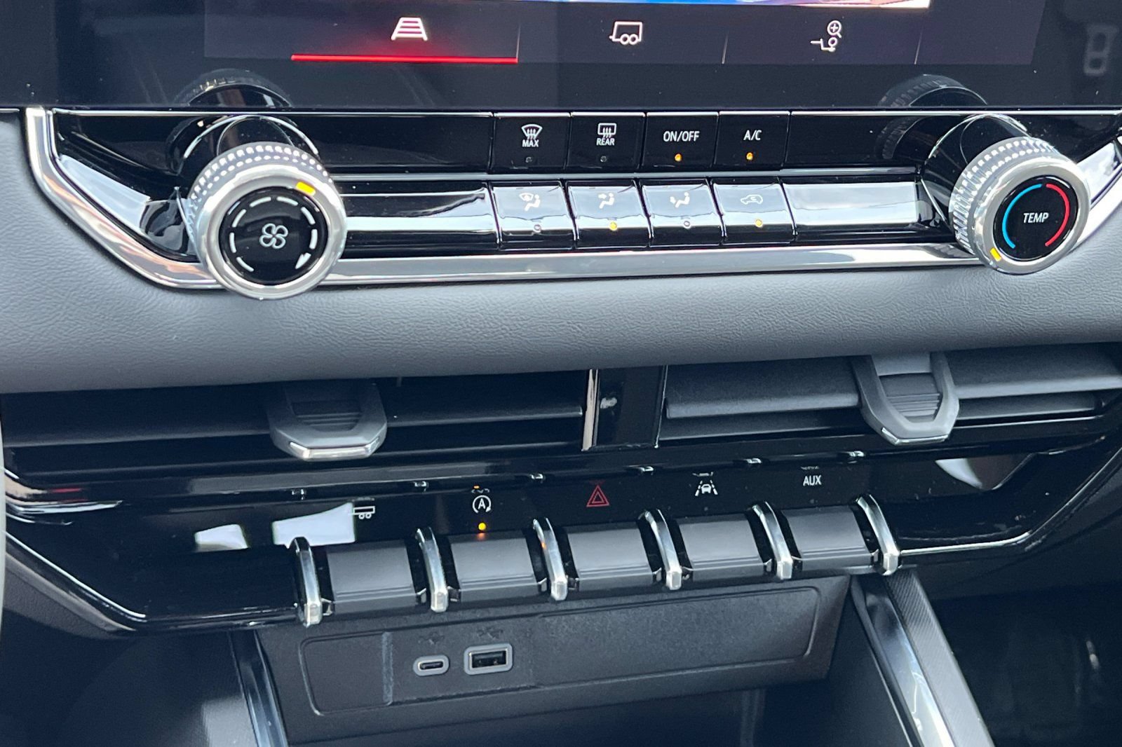 New 2026 GMC Canyon Elevation RWD image 22