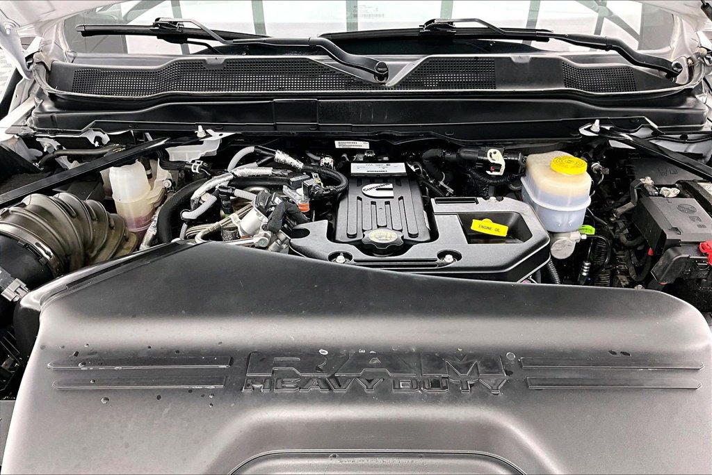 Used 2025 RAM 2500 Laramie AWD/4WD image 9