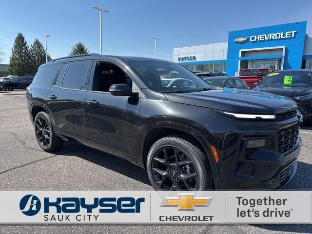 Used 2025 Chevrolet Traverse RS w/ LPO, Floor Liner Package AWD/4WD image 1