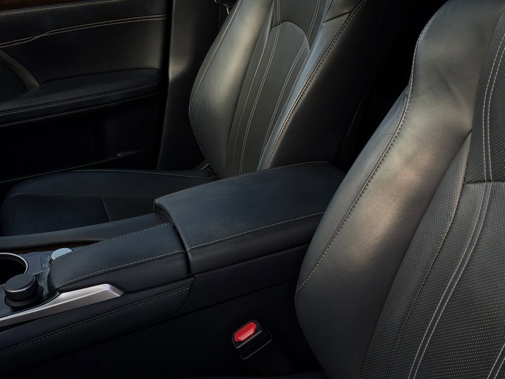 Used 2018 Lexus RX 450h AWD w/ Premium Package image 23