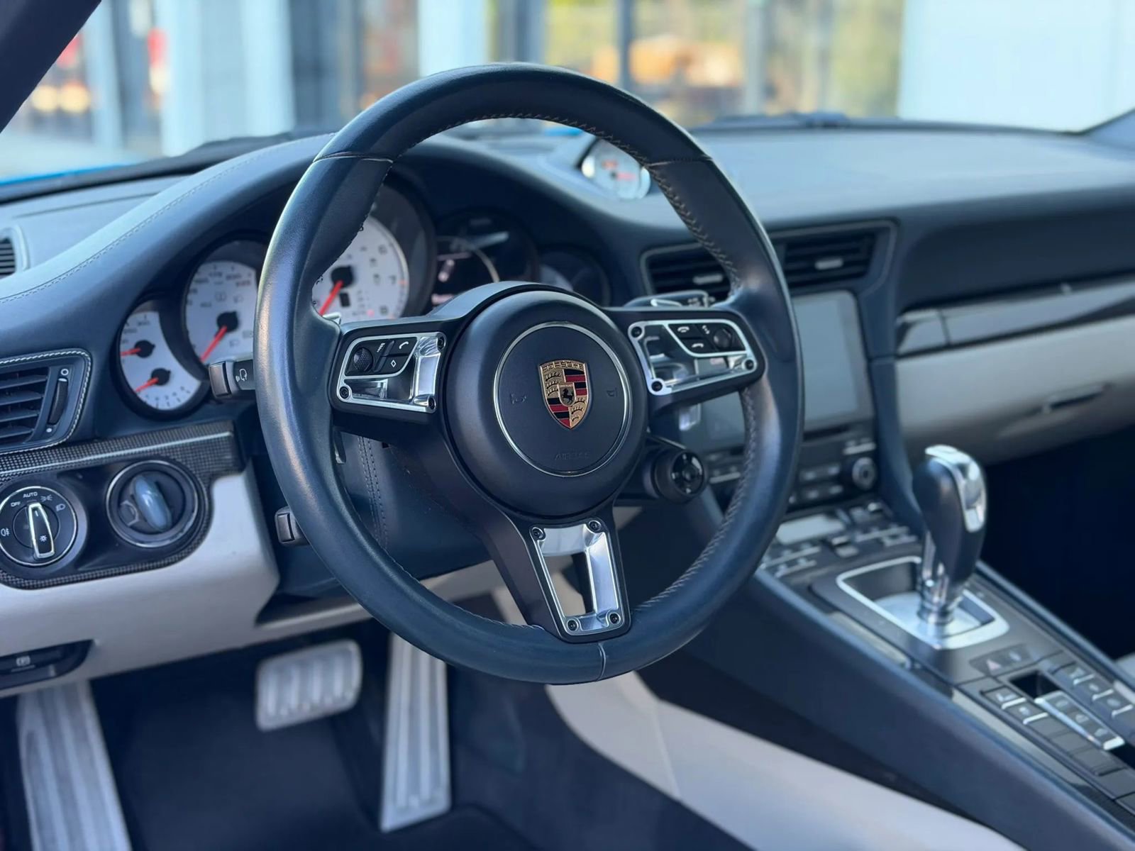 Used 2017 Porsche 911 Turbo S AWD/4WD image 14