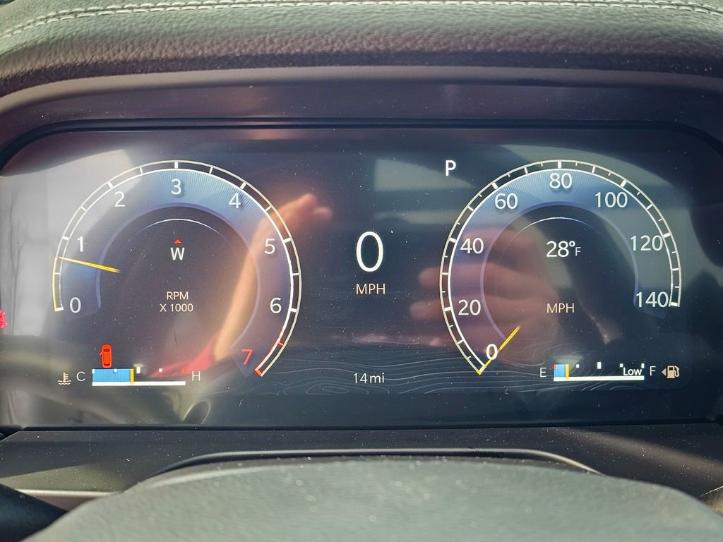 New 2025 Jeep Grand Cherokee L Limited w/ Black Appearance Package image 18