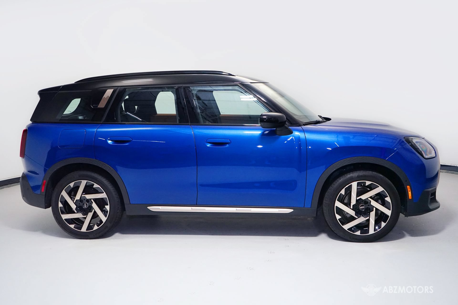 Used 2025 MINI Cooper Countryman S AWD/4WD image 3