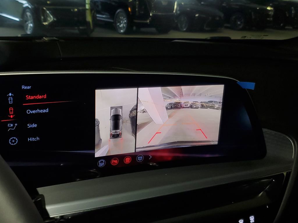 New 2026 Cadillac Lyriq V w/ Exterior Carbon Fiber Package AWD/4WD image 22