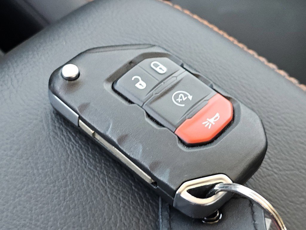 Used 2023 Jeep Gladiator Mojave w/ Cold Weather Group image 37