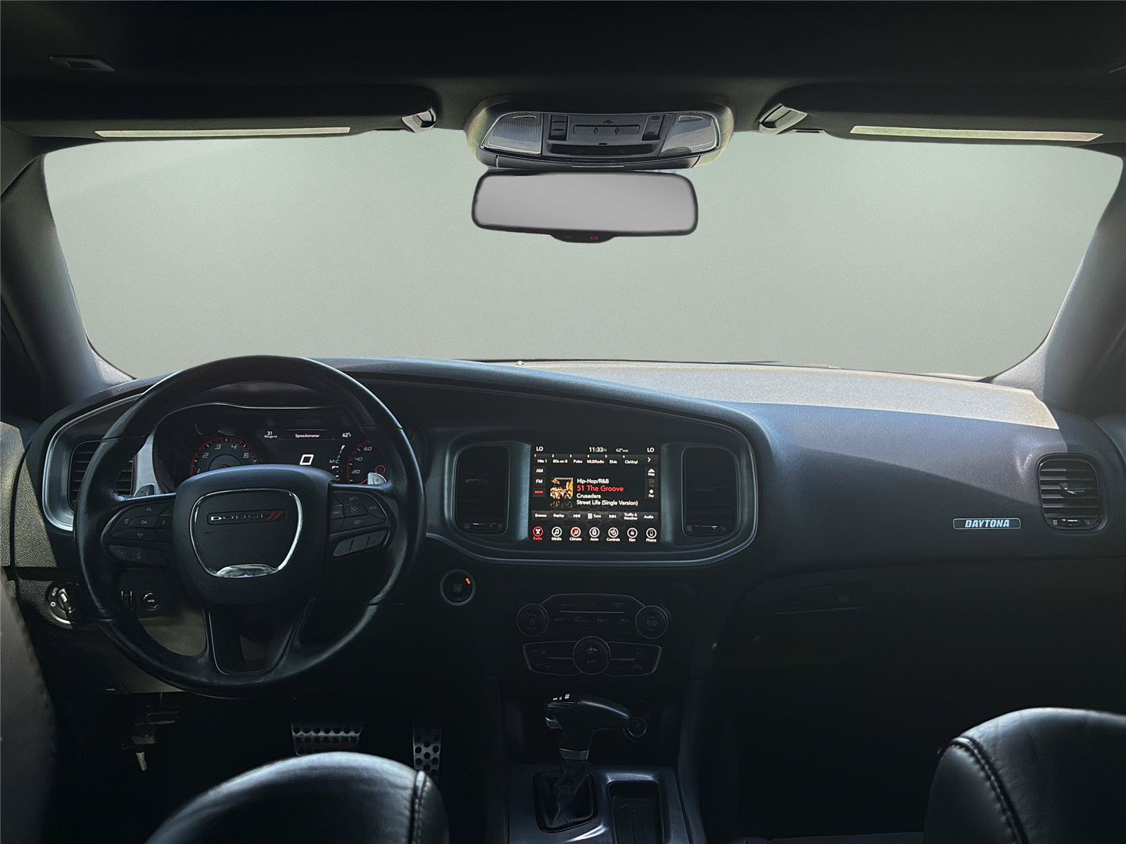 Used 2017 Dodge Charger R/T RWD image 9