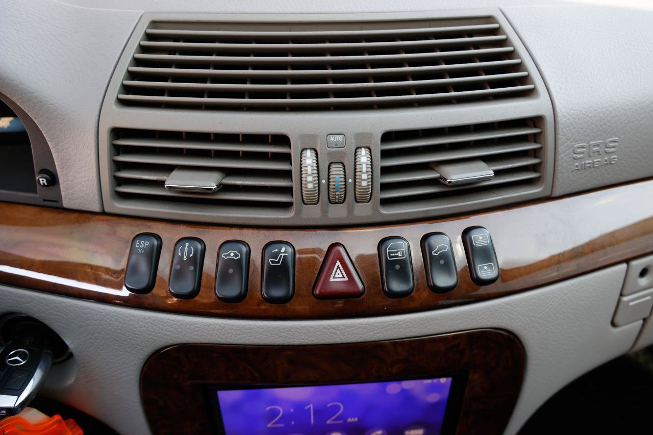 Used 2001 Mercedes-Benz S 500 image 33