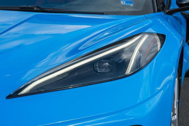 Used 2022 Chevrolet Corvette Stingray Premium Conv w/ Z51 Performance Package image 13