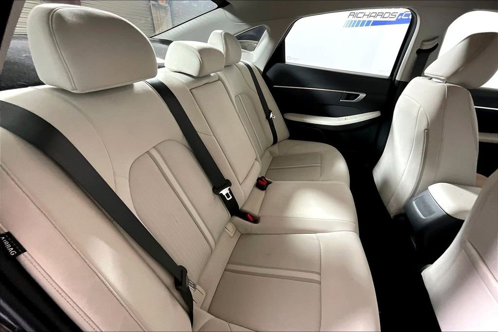 Used 2025 Hyundai Sonata SEL FWD image 22