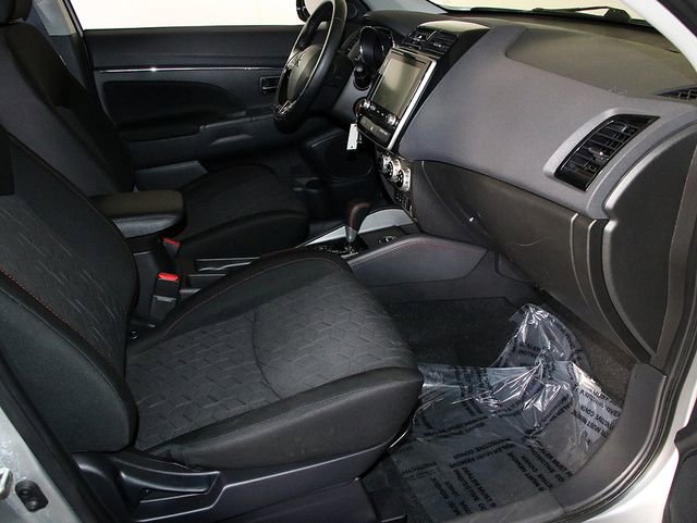 Used 2023 Mitsubishi Outlander Sport LE AWD/4WD image 31