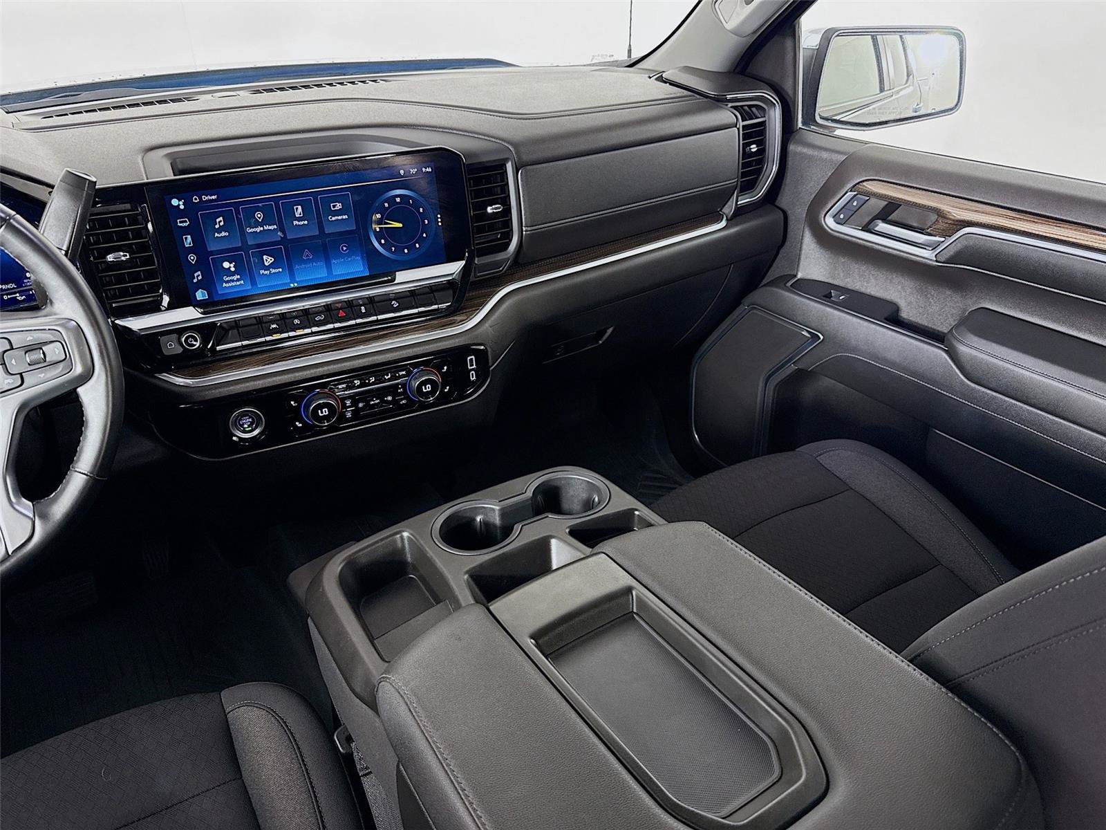 Used 2024 Chevrolet Silverado 1500 LT AWD/4WD image 23