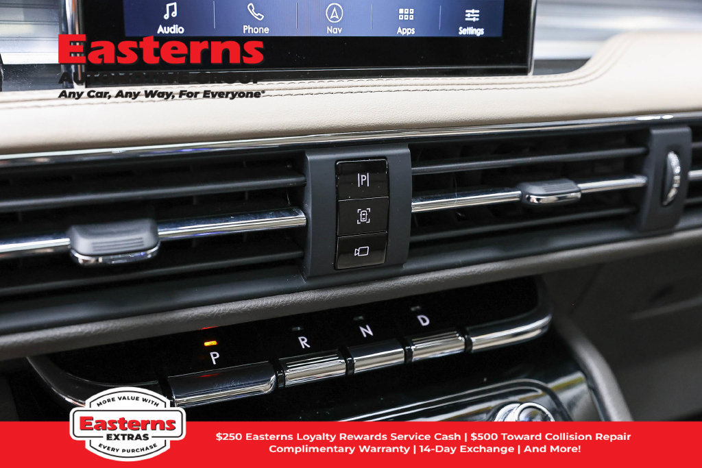 Used 2022 Lincoln Corsair FWD w/ Premium Package image 21