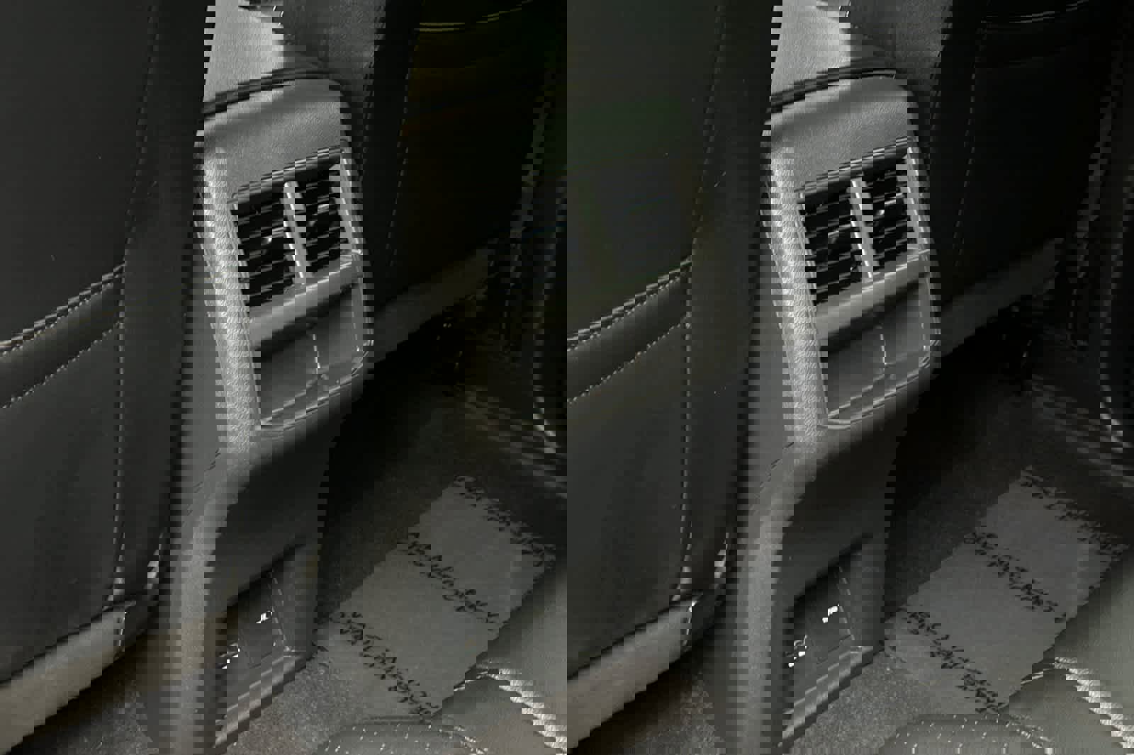 Used 2021 Volkswagen Atlas Cross Sport SE image 14