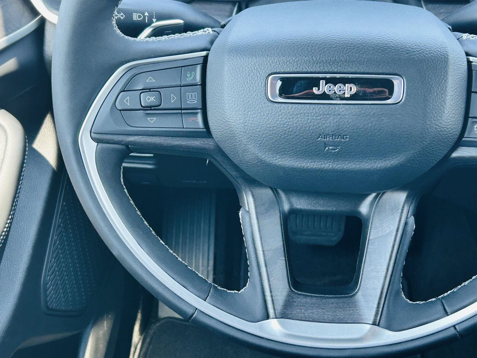 New 2025 Jeep Grand Cherokee Limited AWD/4WD image 19