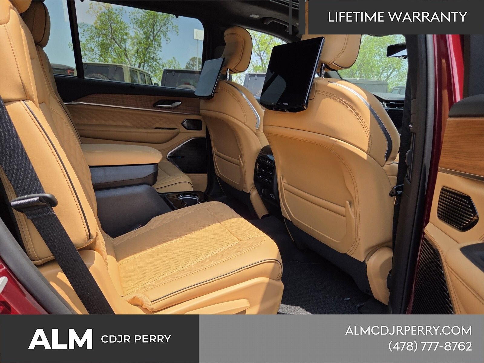New 2025 Jeep Grand Cherokee L Summit AWD/4WD image 15