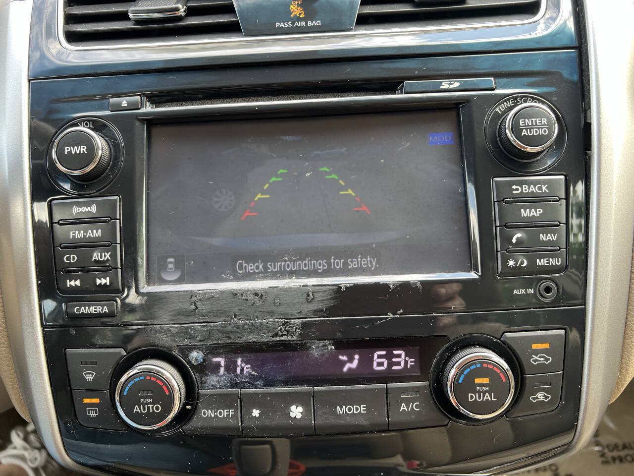 Used 2013 Nissan Altima 2.5 SL w/ Technology Pkg FWD image 18