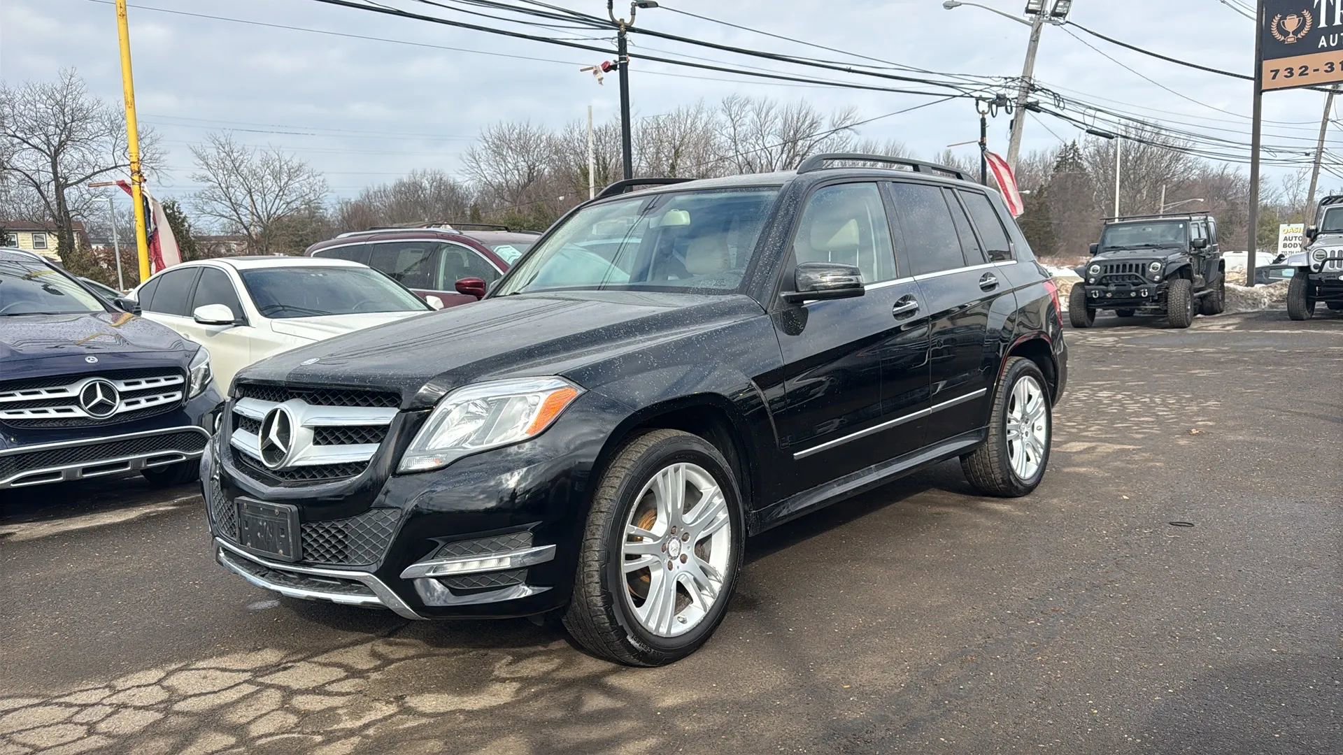 Used 2013 Mercedes-Benz GLK 350 4MATIC image 1