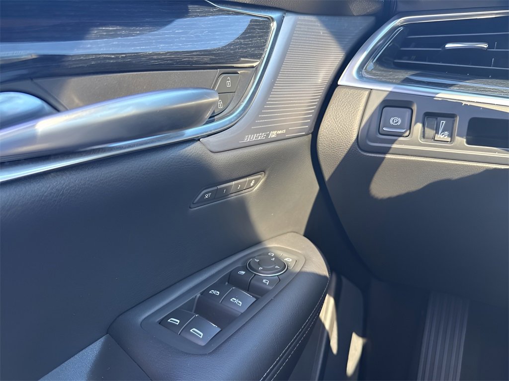 Certified 2025 Cadillac XT5 Premium Luxury image 30