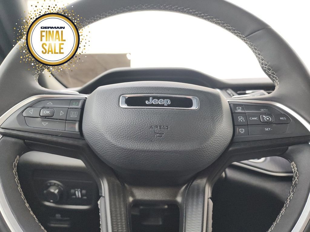 Used 2024 Jeep Grand Cherokee L Laredo image 20