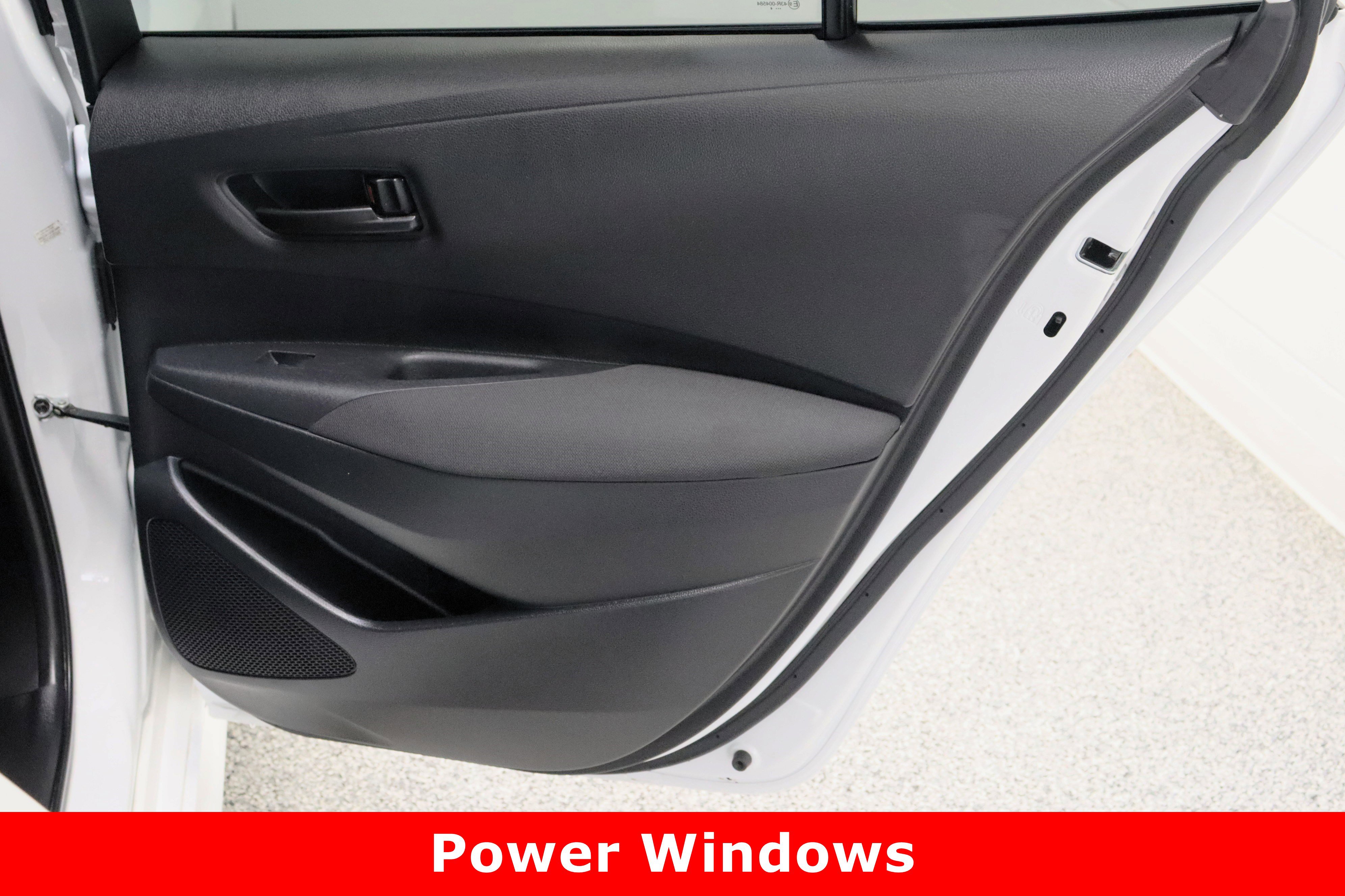 Used 2024 Toyota Corolla LE image 29