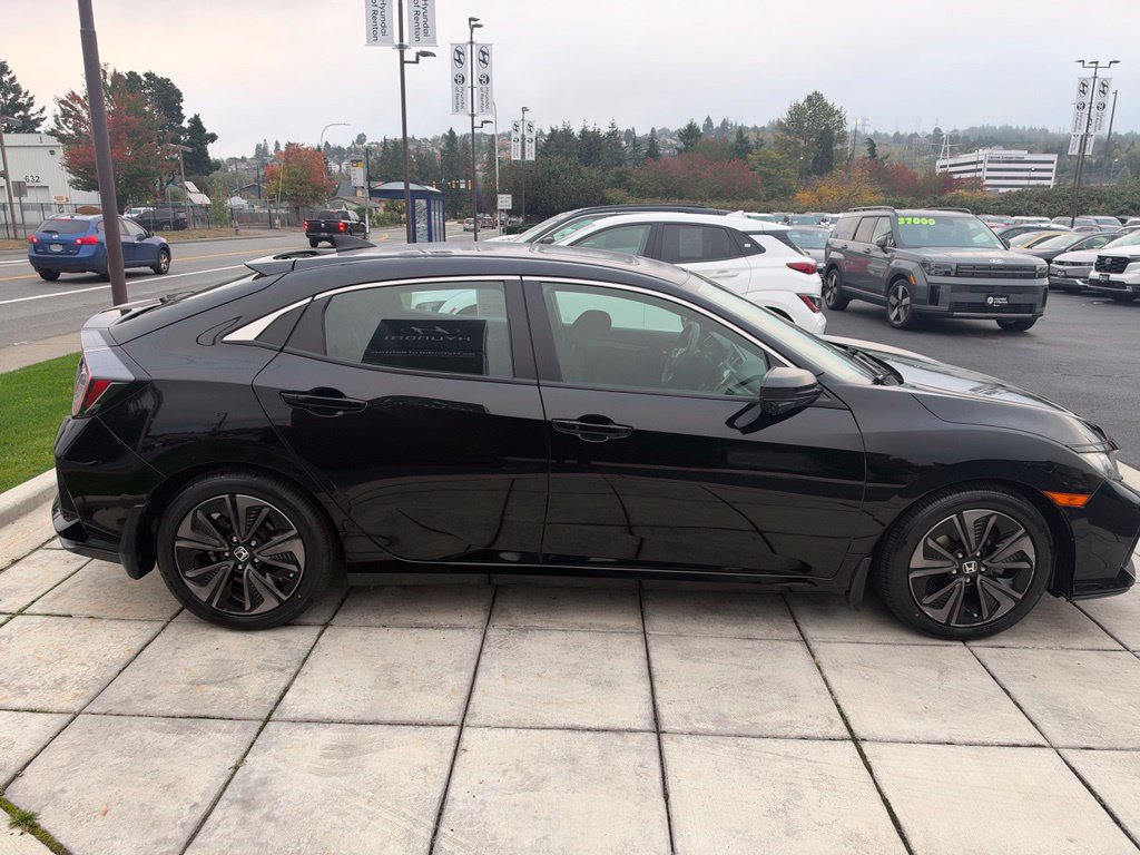 Used 2017 Honda Civic EX image 5