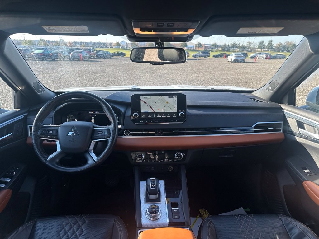 Used 2023 Mitsubishi Outlander SEL AWD/4WD image 19