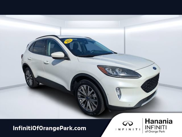 Used 2021 Ford Escape Titanium w/ Class II Trailer Tow Package AWD/4WD image 1