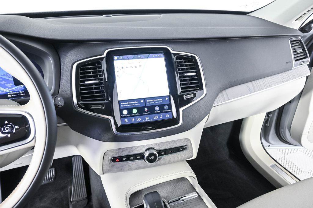 Certified 2025 Volvo XC90 T8 Plus w/ Protection Package Premier AWD/4WD image 14