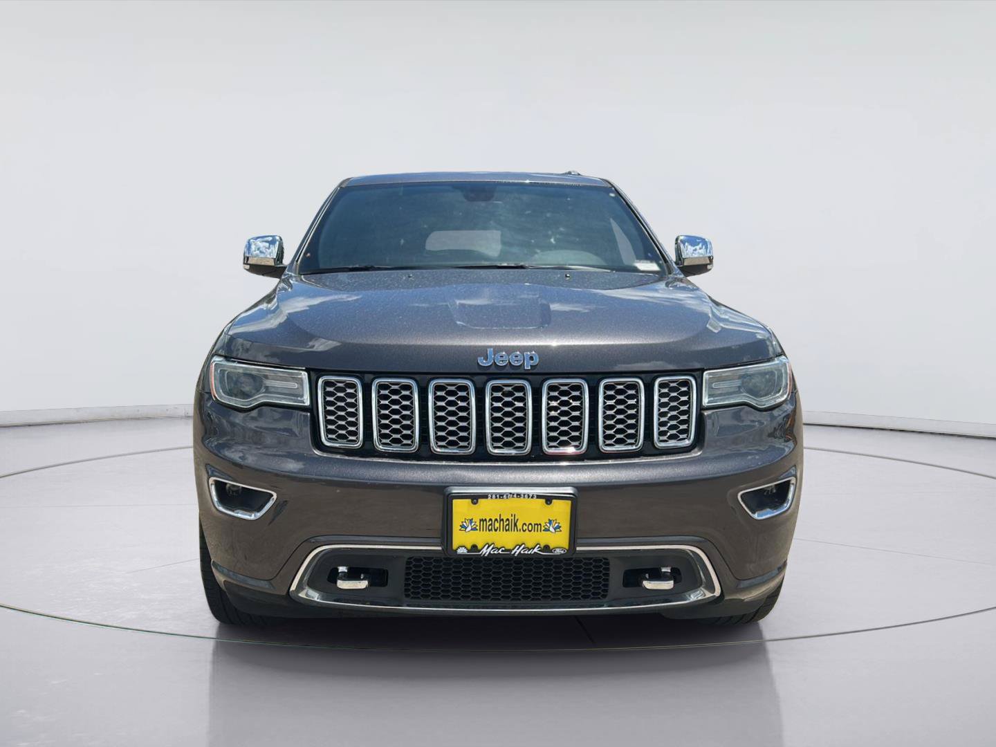 Used 2020 Jeep Grand Cherokee Overland AWD/4WD image 2