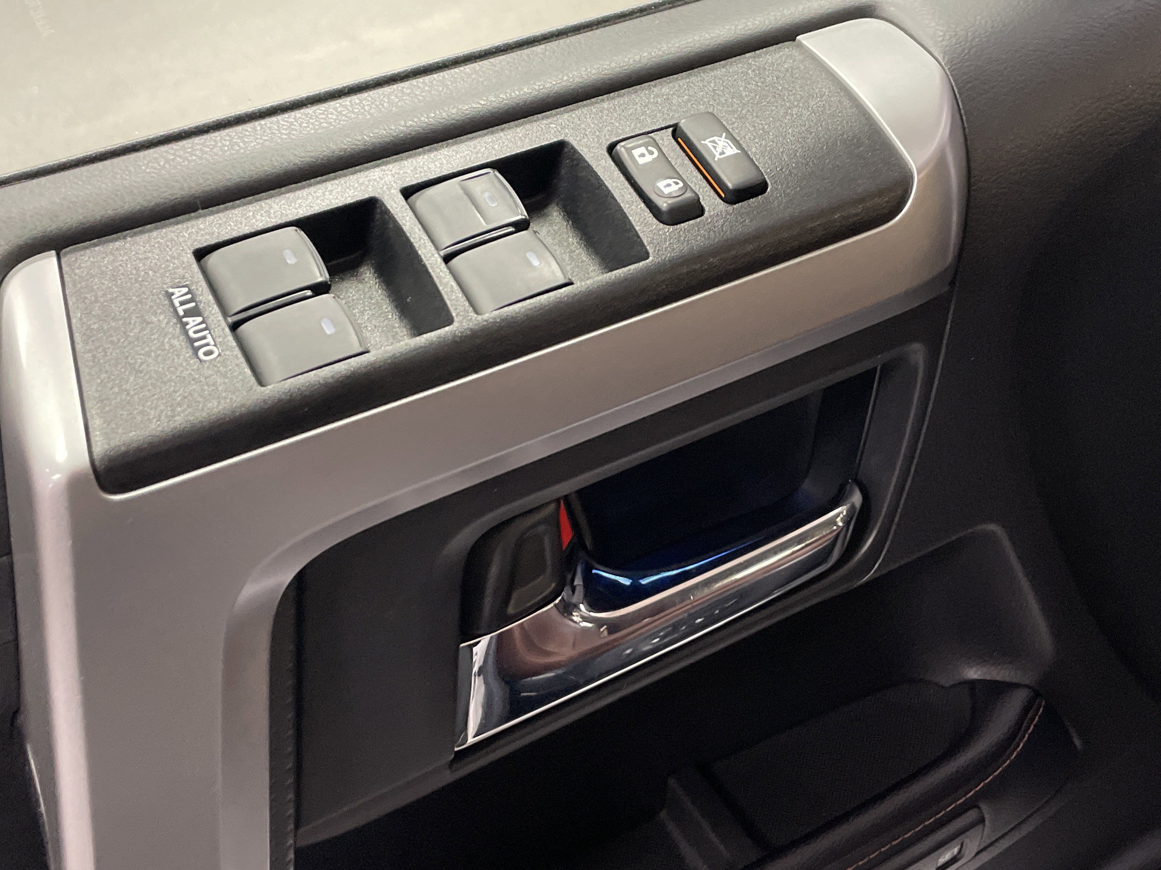 Used 2024 Toyota 4Runner Limited image 15