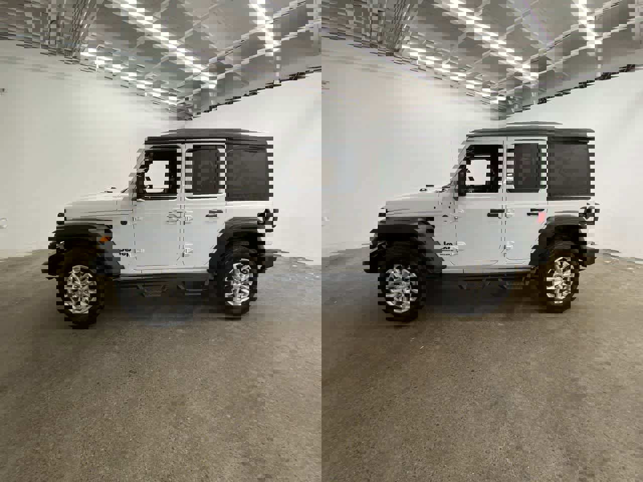 Used 2023 Jeep Wrangler Sport S image 3