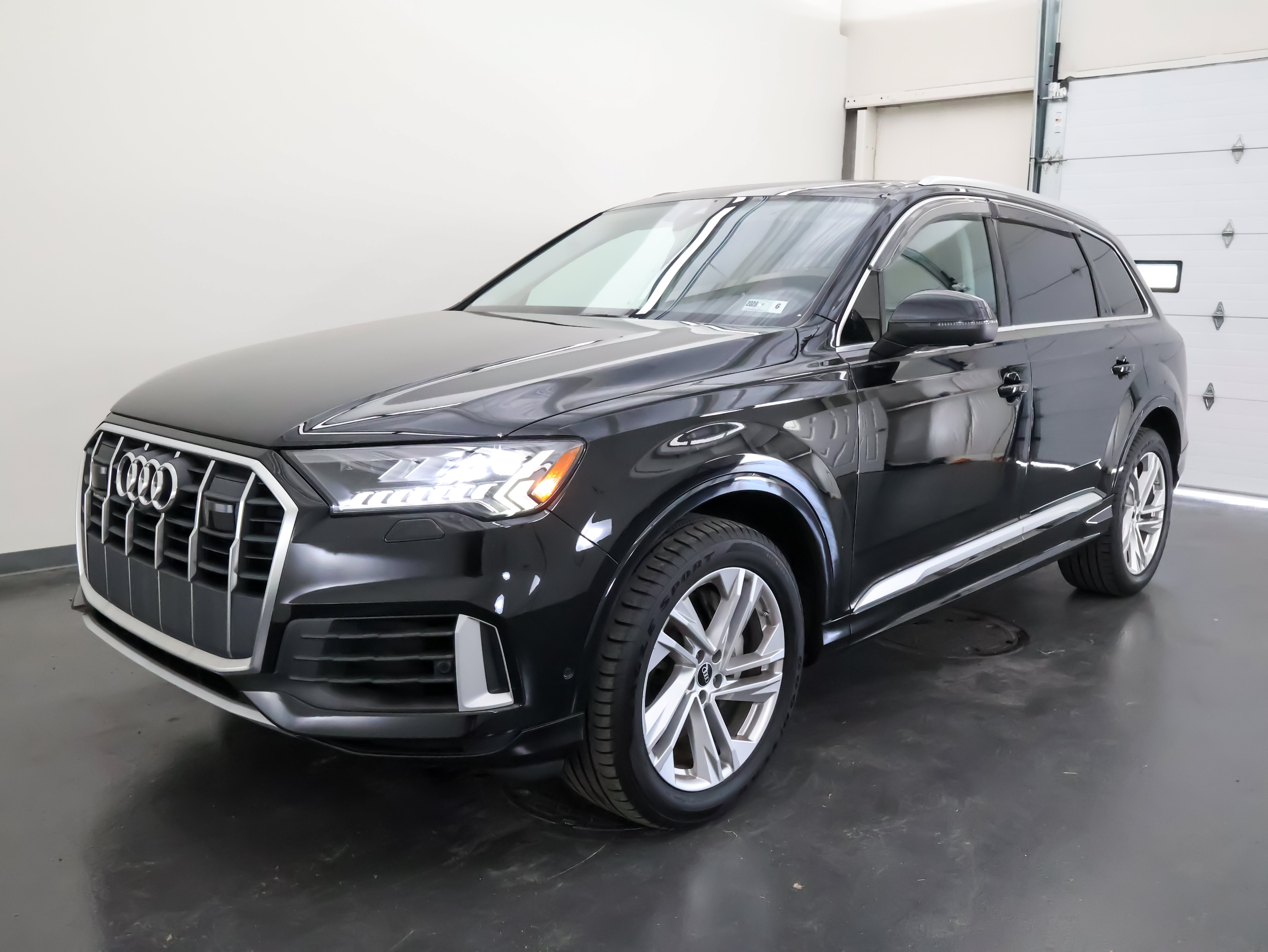 Used 2023 Audi Q7 3.0T Premium Plus w/ Premium Plus Package AWD/4WD image 7