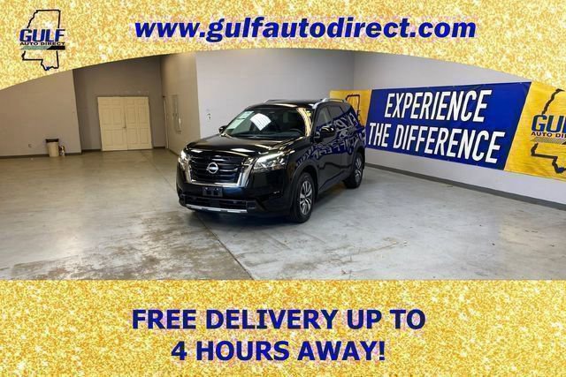 Used 2024 Nissan Pathfinder SL AWD/4WD image 4