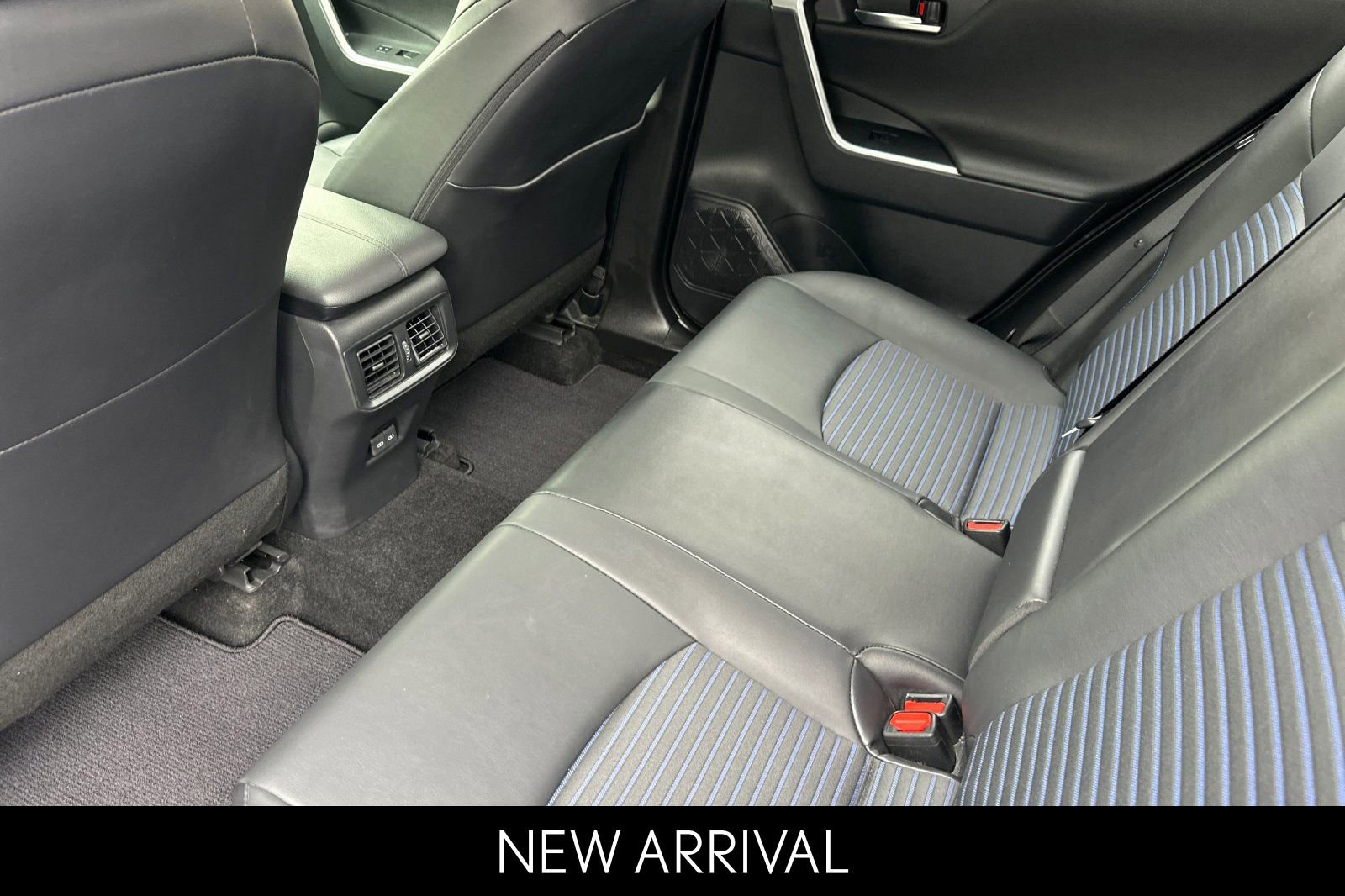 Used 2023 Toyota RAV4 XSE image 14