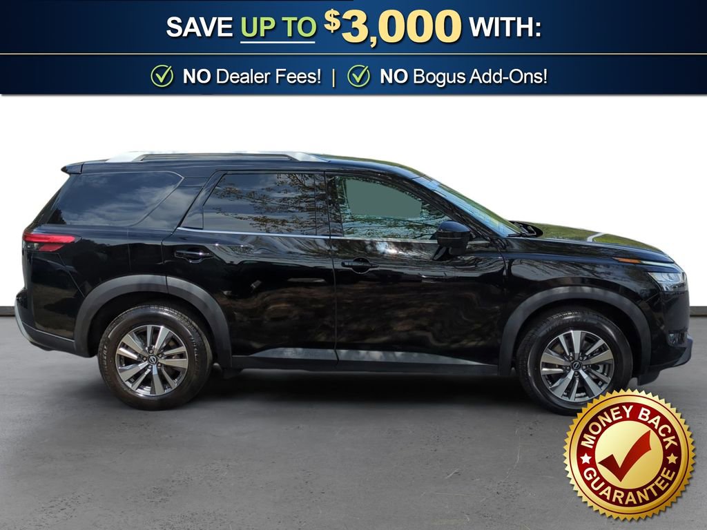 Used 2023 Nissan Pathfinder SL AWD/4WD image 8