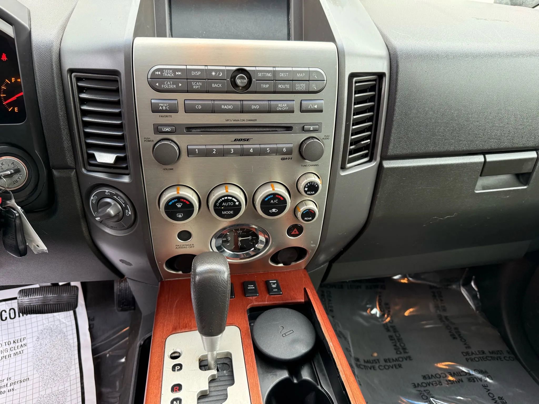 Used 2006 INFINITI QX56 4WD image 32