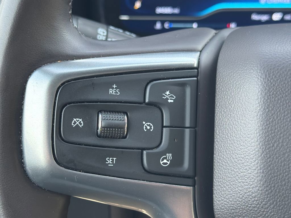 Used 2024 Chevrolet Tahoe Z71 w/ Luxury Package image 37