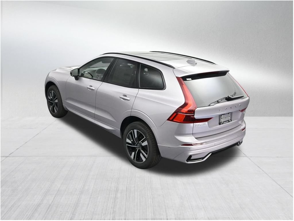 New 2026 Volvo XC60 B5 Plus AWD/4WD image 15