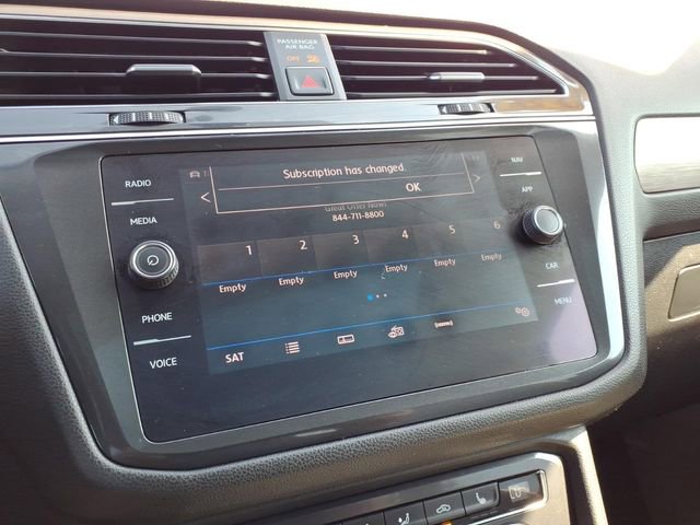 Used 2018 Volkswagen Tiguan SEL w/ 3rd Row Seat Package AWD/4WD image 20