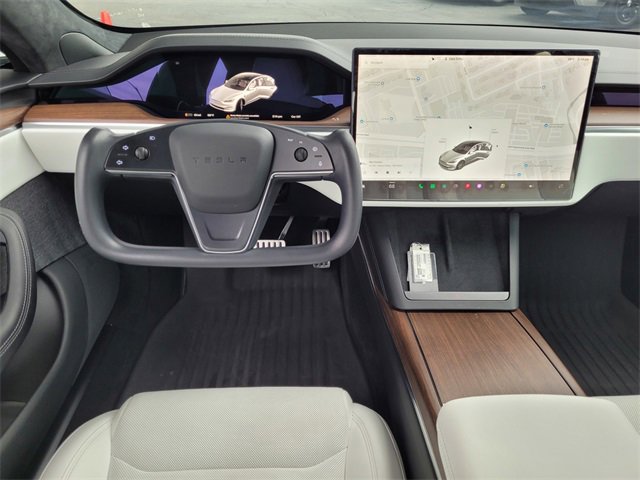 Used 2023 Tesla Model S image 7