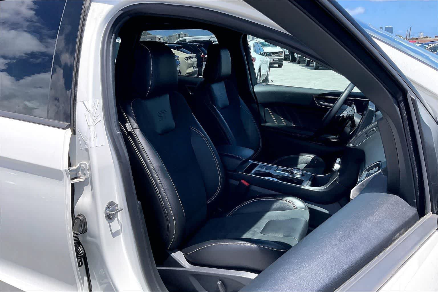 Used 2023 Ford Edge ST AWD/4WD image 13